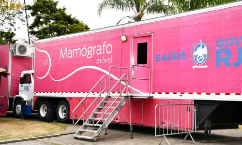 Carreta Rosa do Estado oferece mutirão de mamografias em Resende até o dia 13